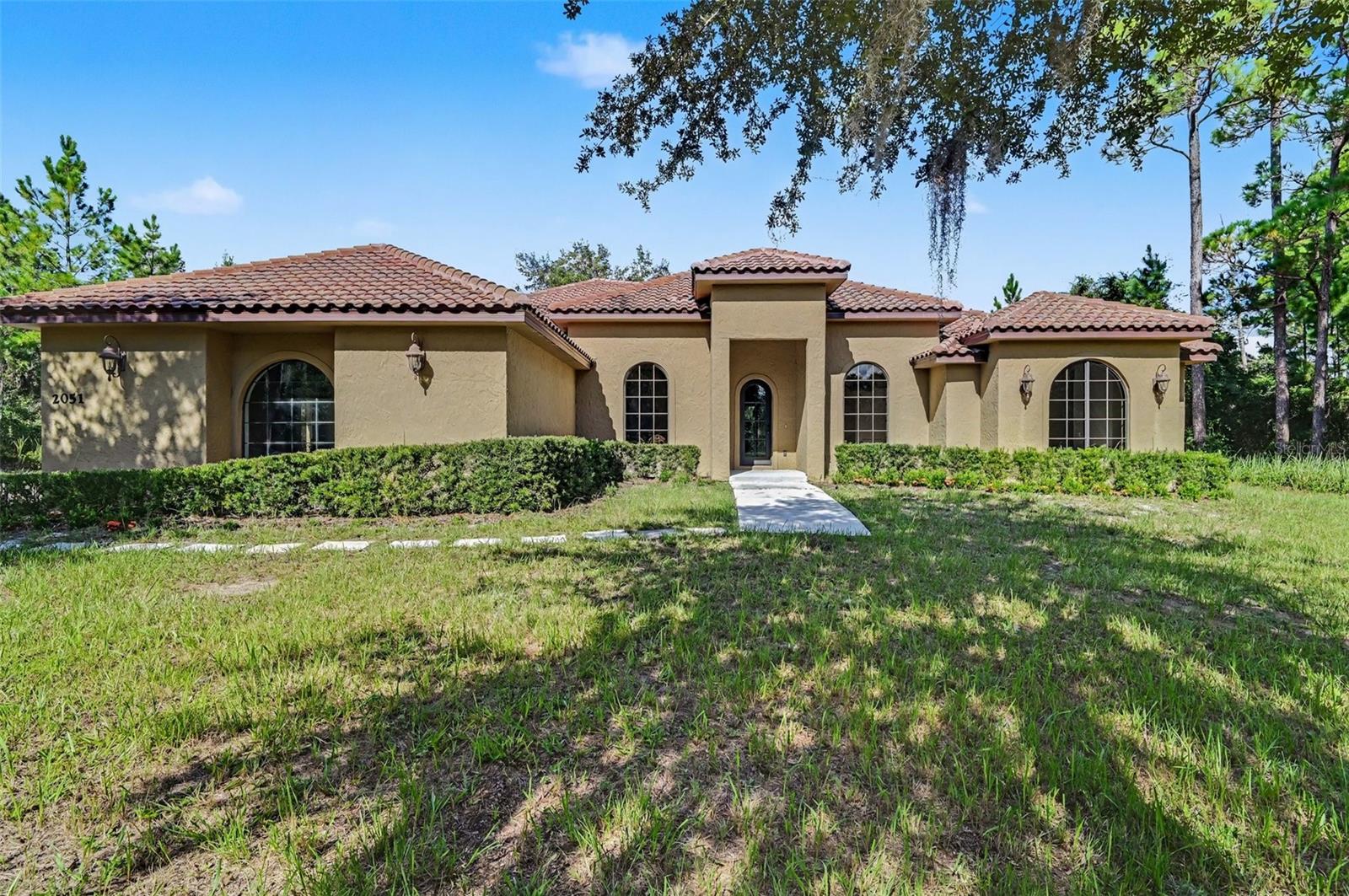 2051 LORENE LANE