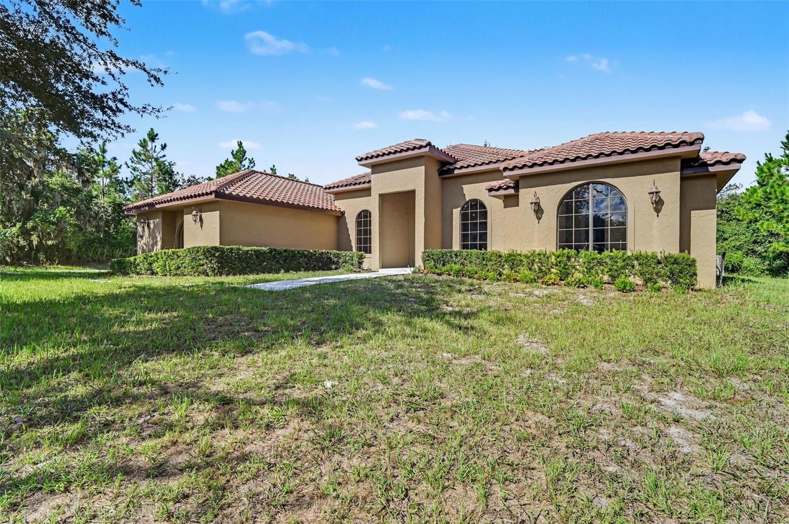 2051 LORENE LANE