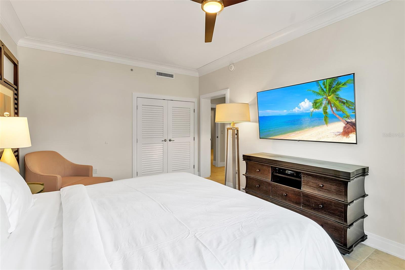 SIESTA KEY BEACH RESIDENCES II - Residential