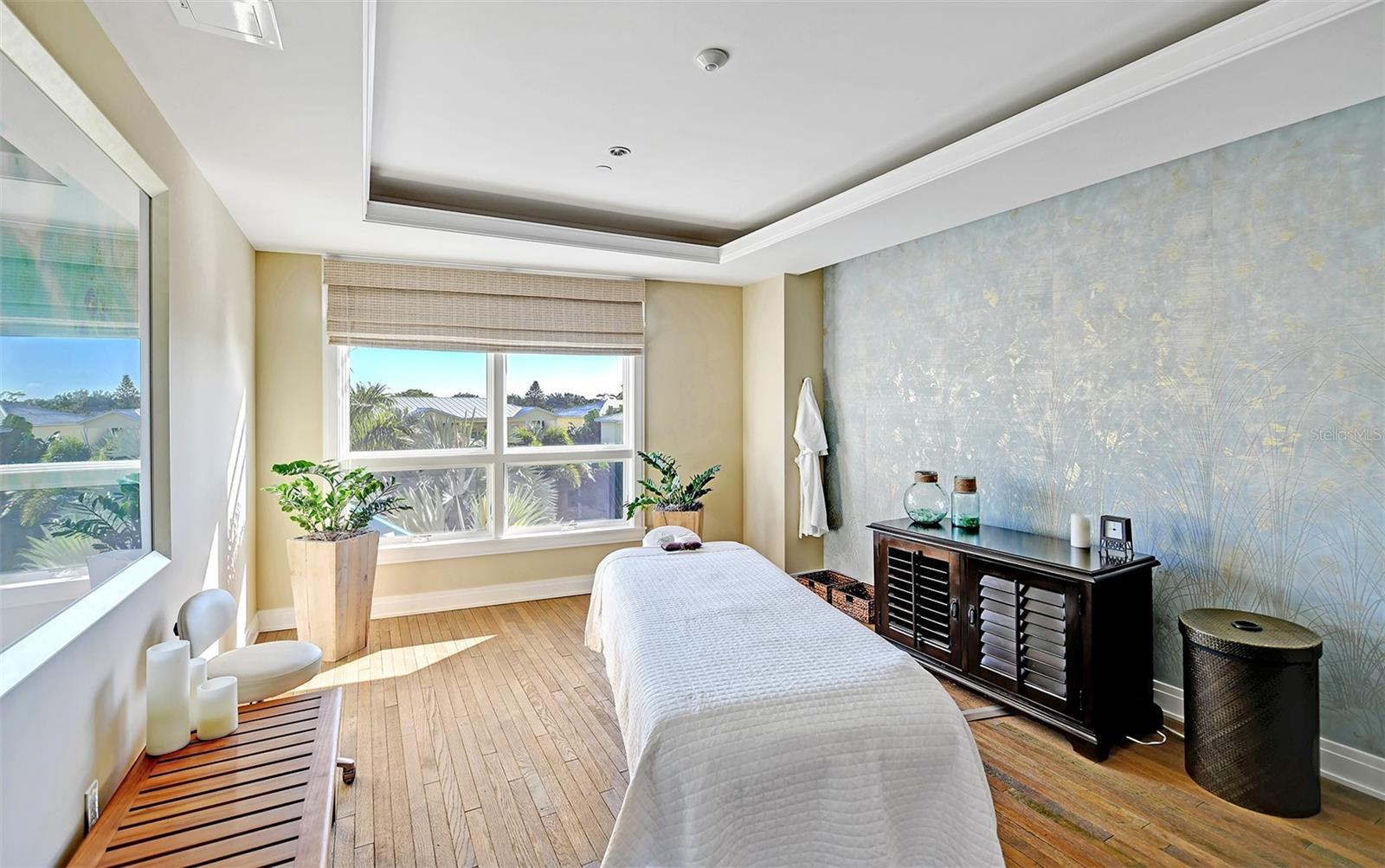 SIESTA KEY BEACH RESIDENCES II - Residential