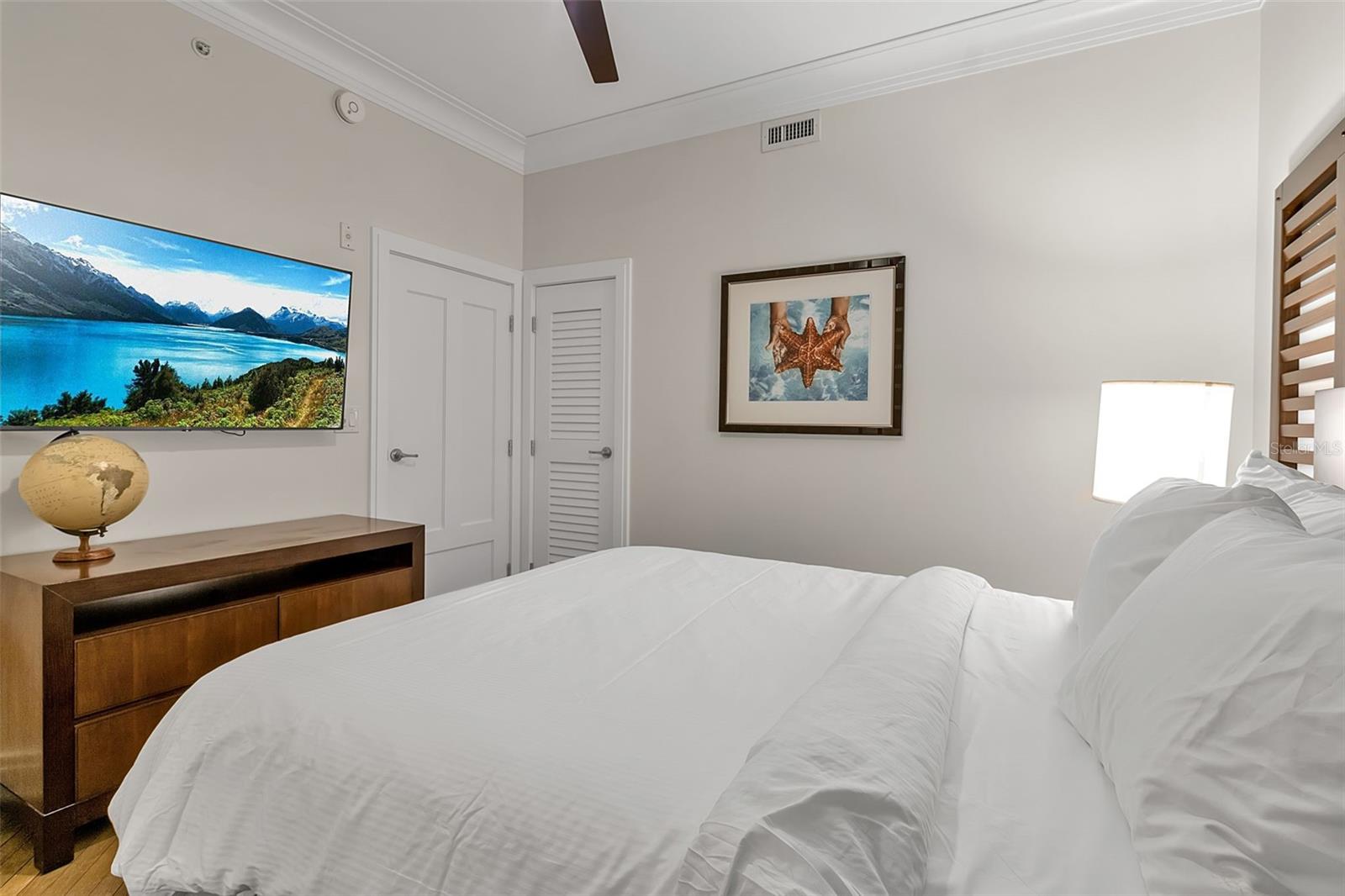 SIESTA KEY BEACH RESIDENCES II - Residential