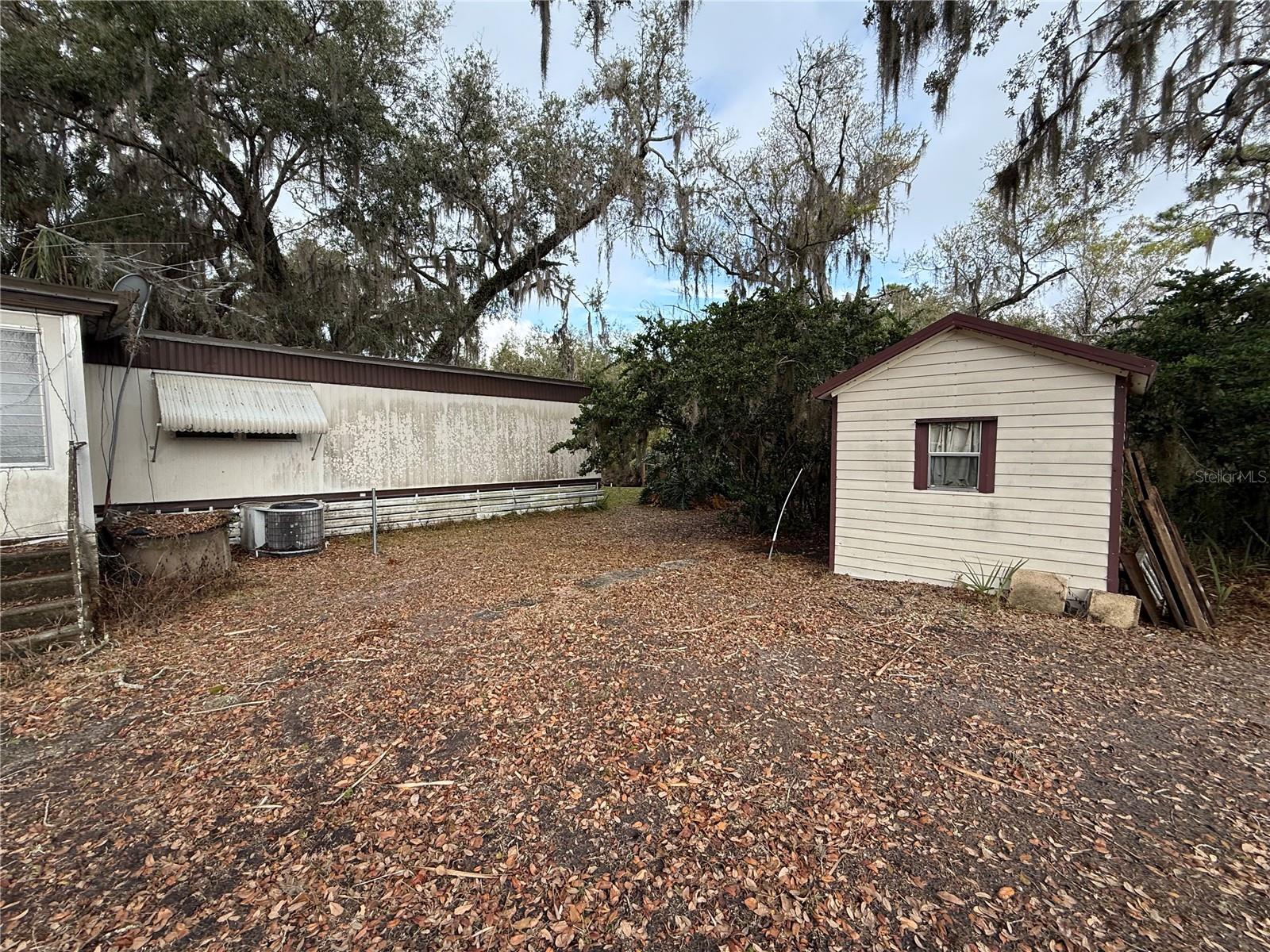 LAKE ROSALIE OAKS - Residential