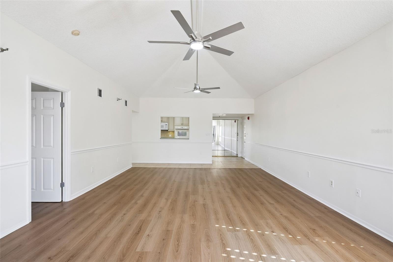 MOORINGS ON LAKE MAITLAND CONDO - Residential Lease