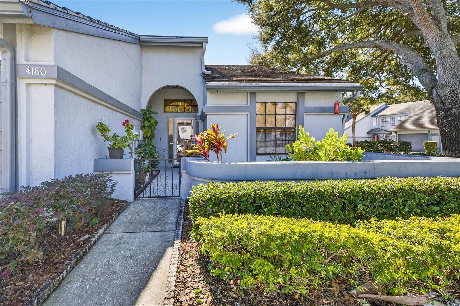 BRENTWOOD PARK - Residential Lease