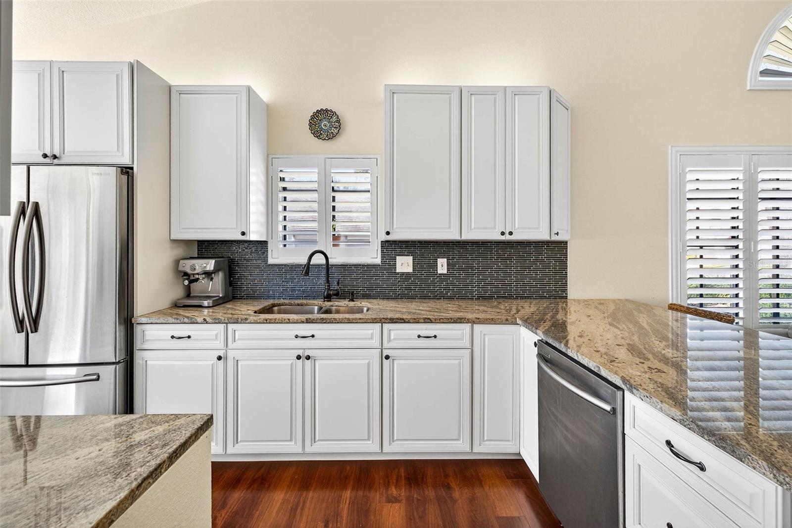 BRENTWOOD PARK - Residential Lease