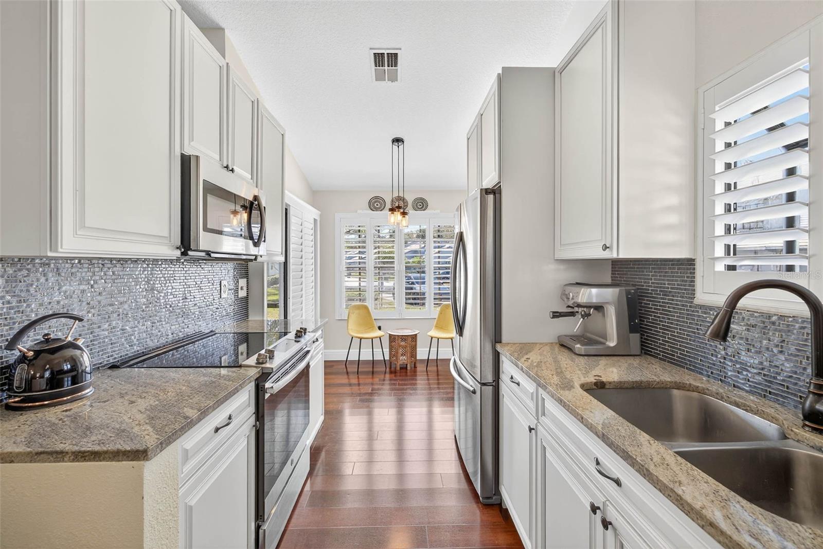 BRENTWOOD PARK - Residential Lease