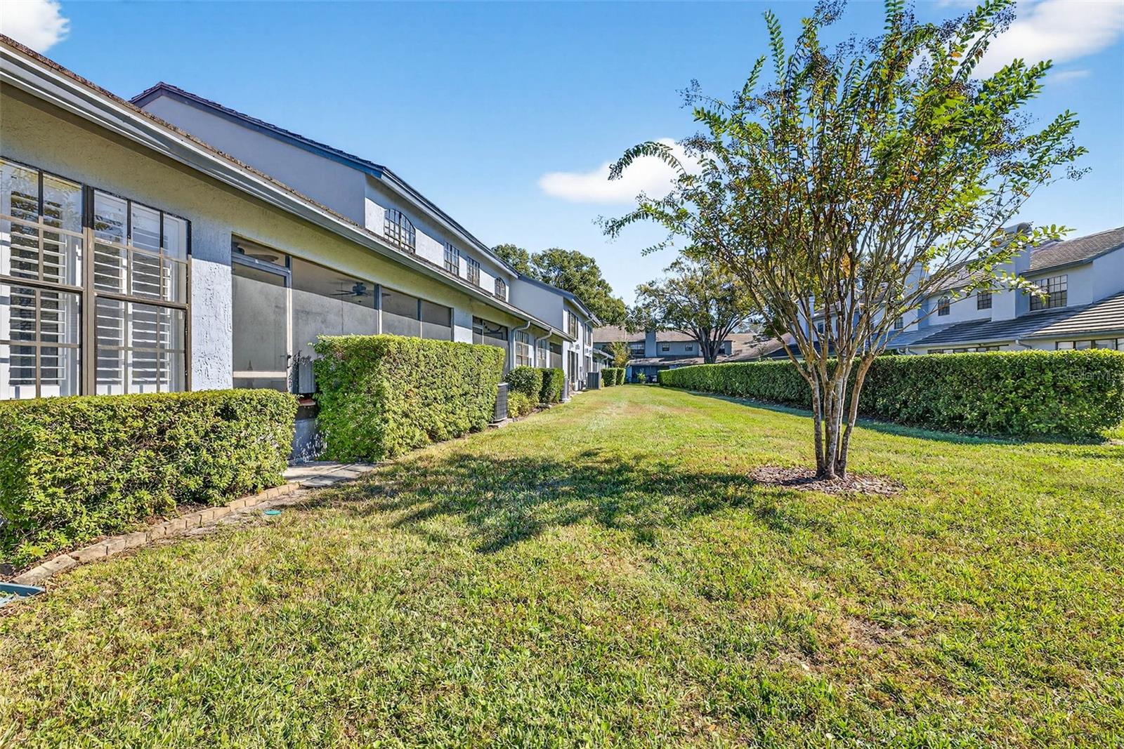 BRENTWOOD PARK - Residential Lease