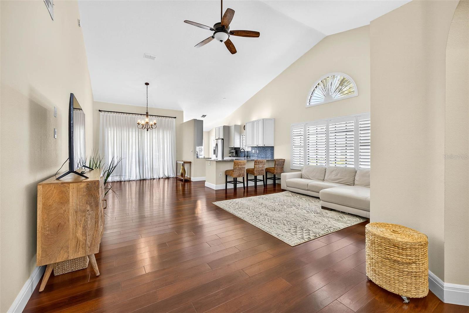 BRENTWOOD PARK - Residential Lease