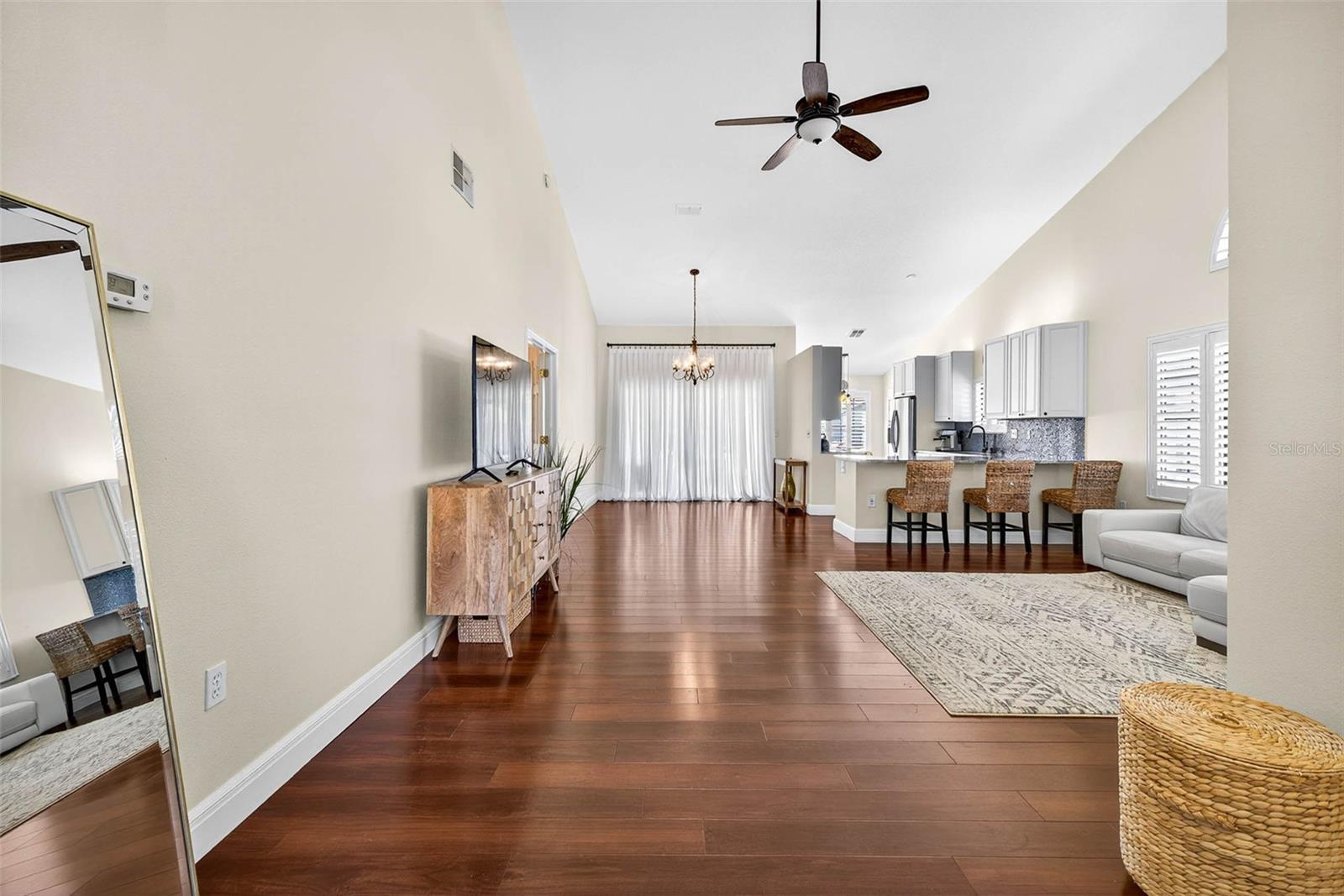 BRENTWOOD PARK - Residential Lease