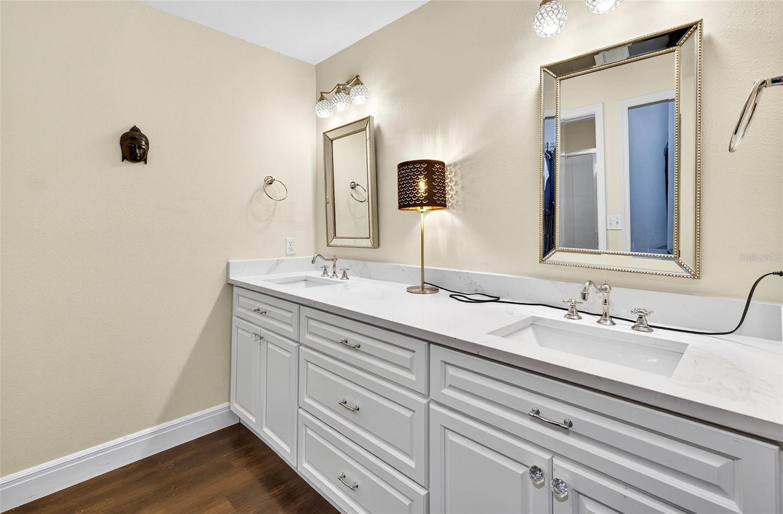 BRENTWOOD PARK - Residential Lease