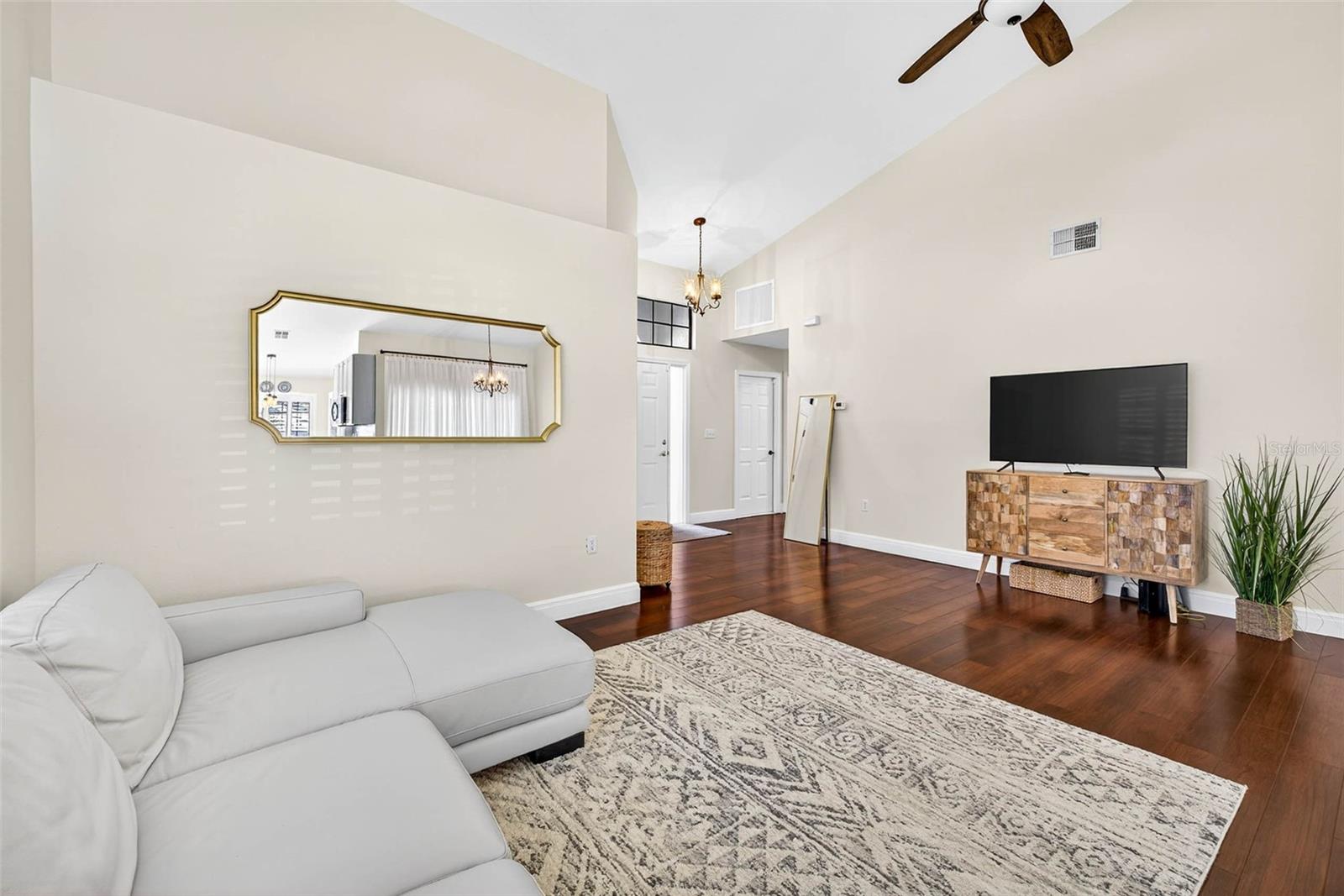 BRENTWOOD PARK - Residential Lease