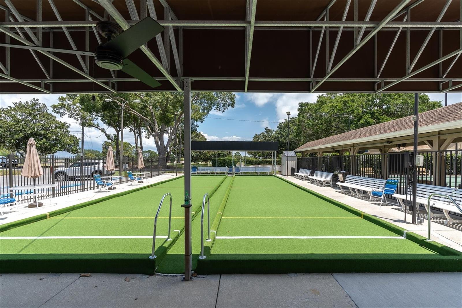 HIGHLAND LAKES VILLAS ON THE GREEN - Residential