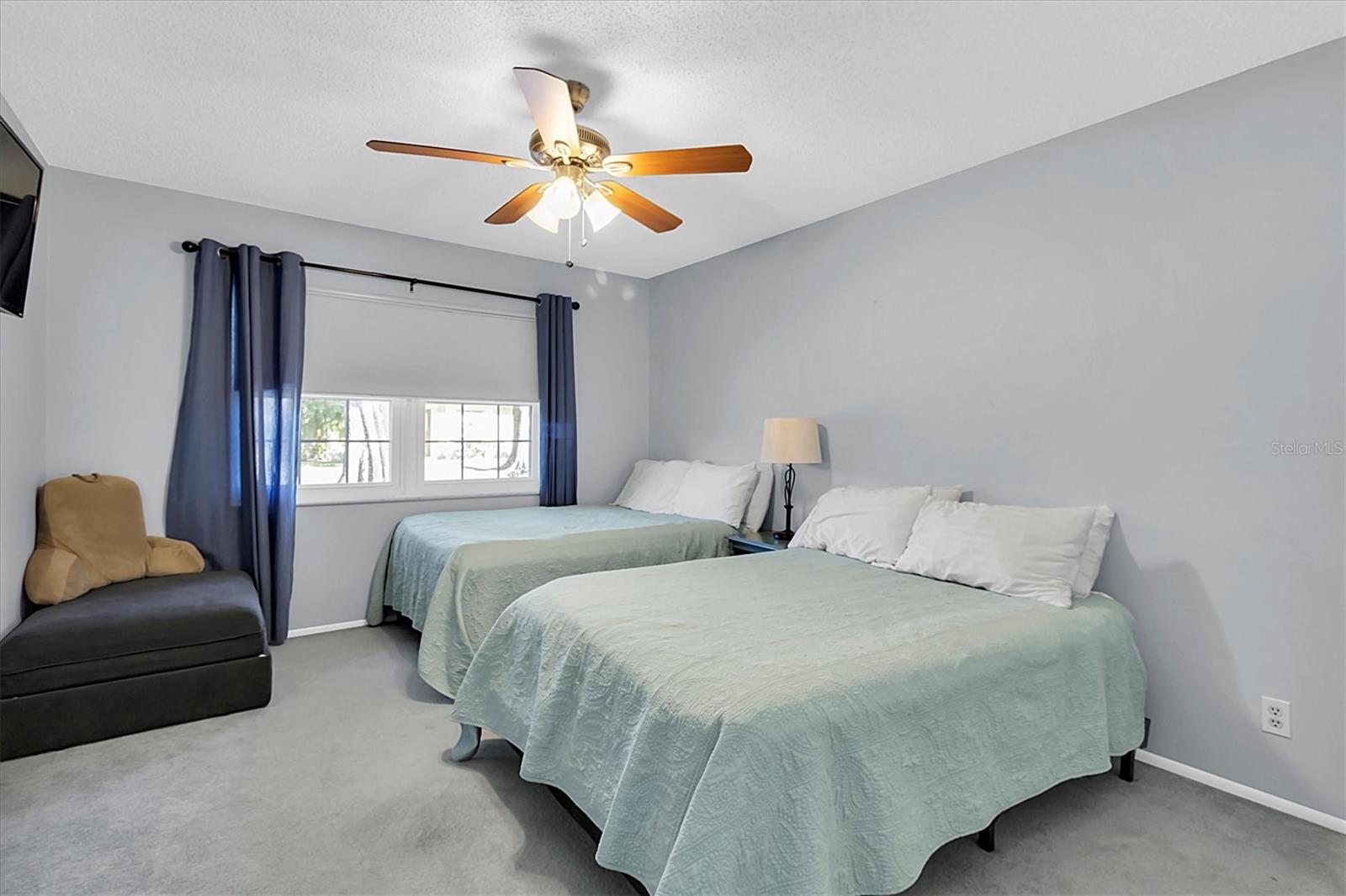 HIGHLAND LAKES VILLAS ON THE GREEN - Residential