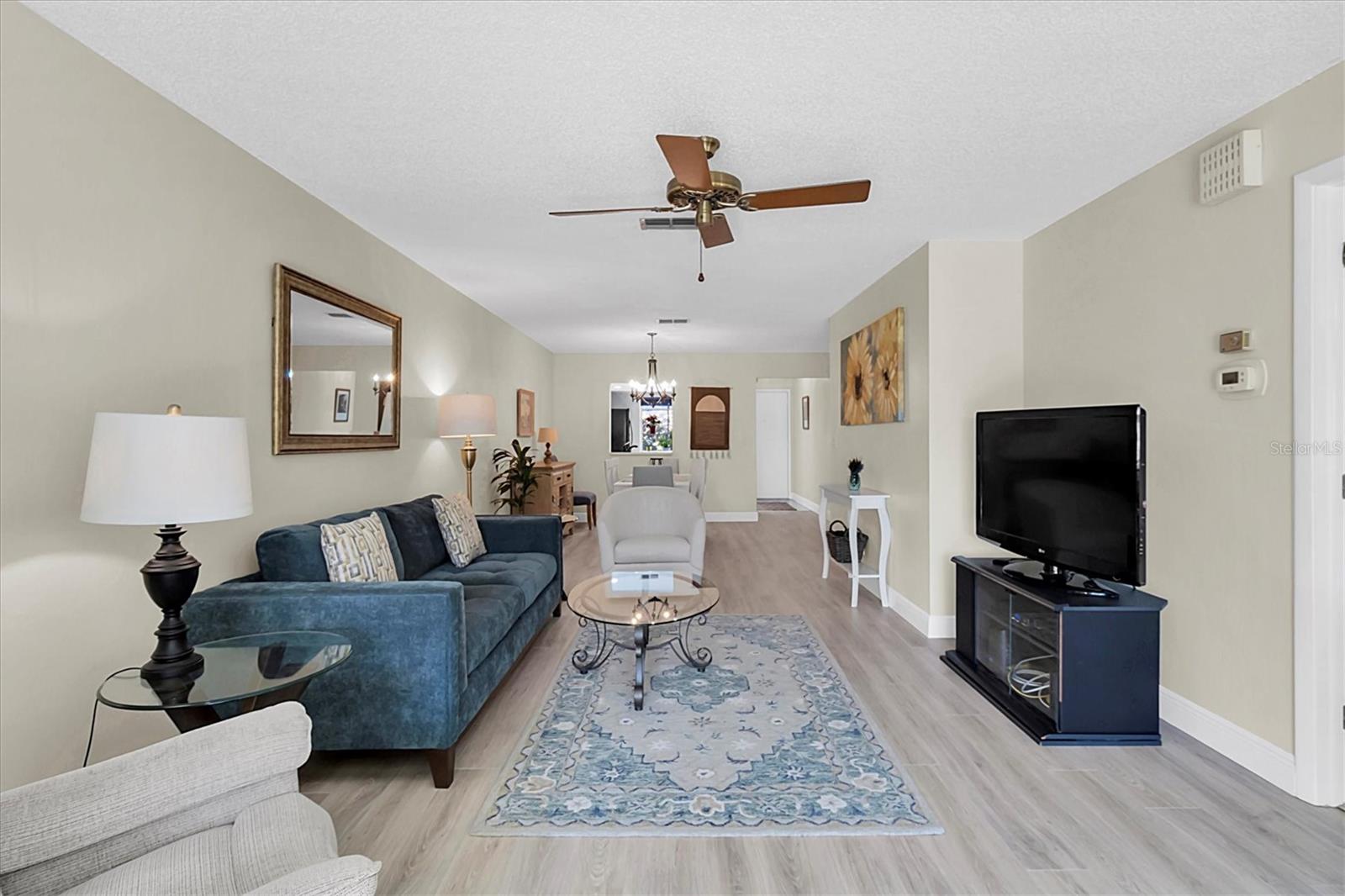 HIGHLAND LAKES VILLAS ON THE GREEN - Residential