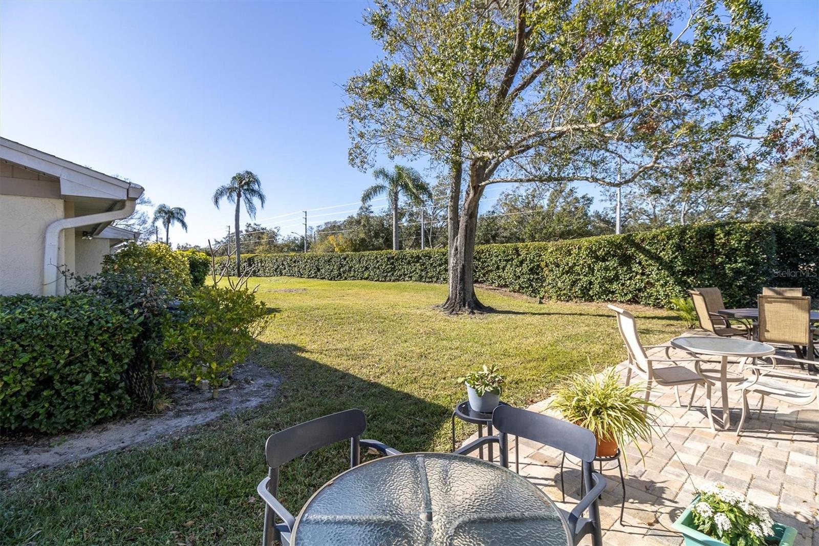 HIGHLAND LAKES VILLAS ON THE GREEN - Residential