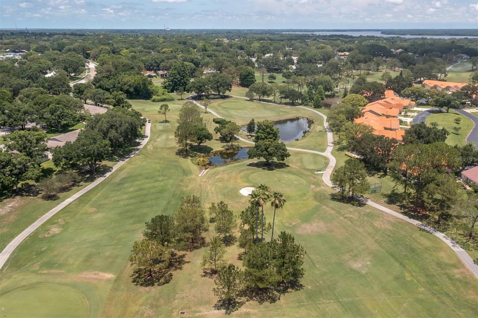 HIGHLAND LAKES VILLAS ON THE GREEN - Residential