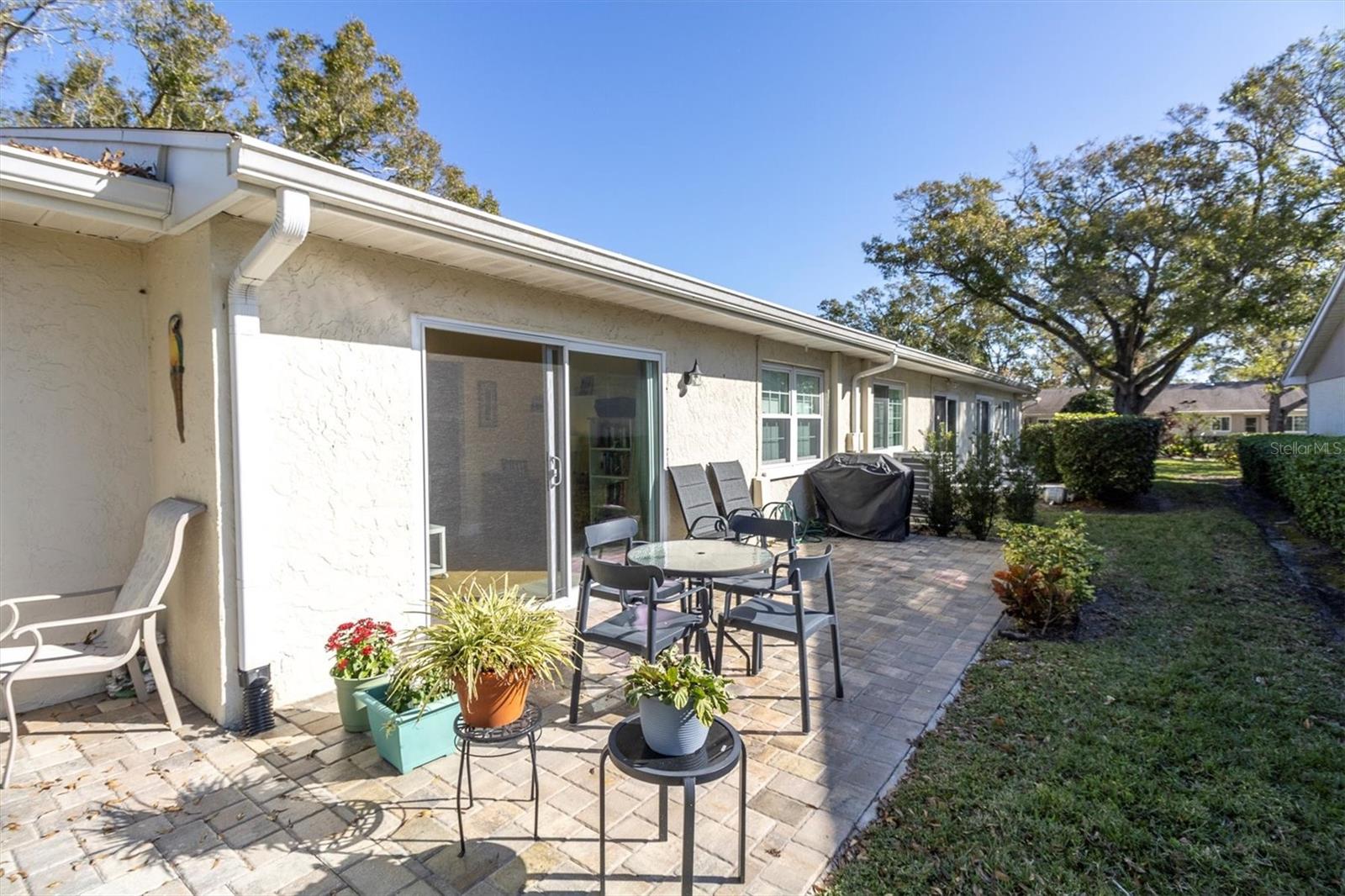 HIGHLAND LAKES VILLAS ON THE GREEN - Residential
