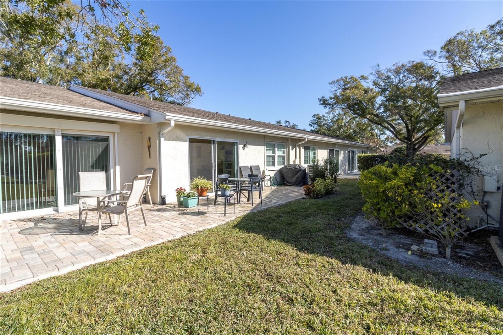 HIGHLAND LAKES VILLAS ON THE GREEN - Residential