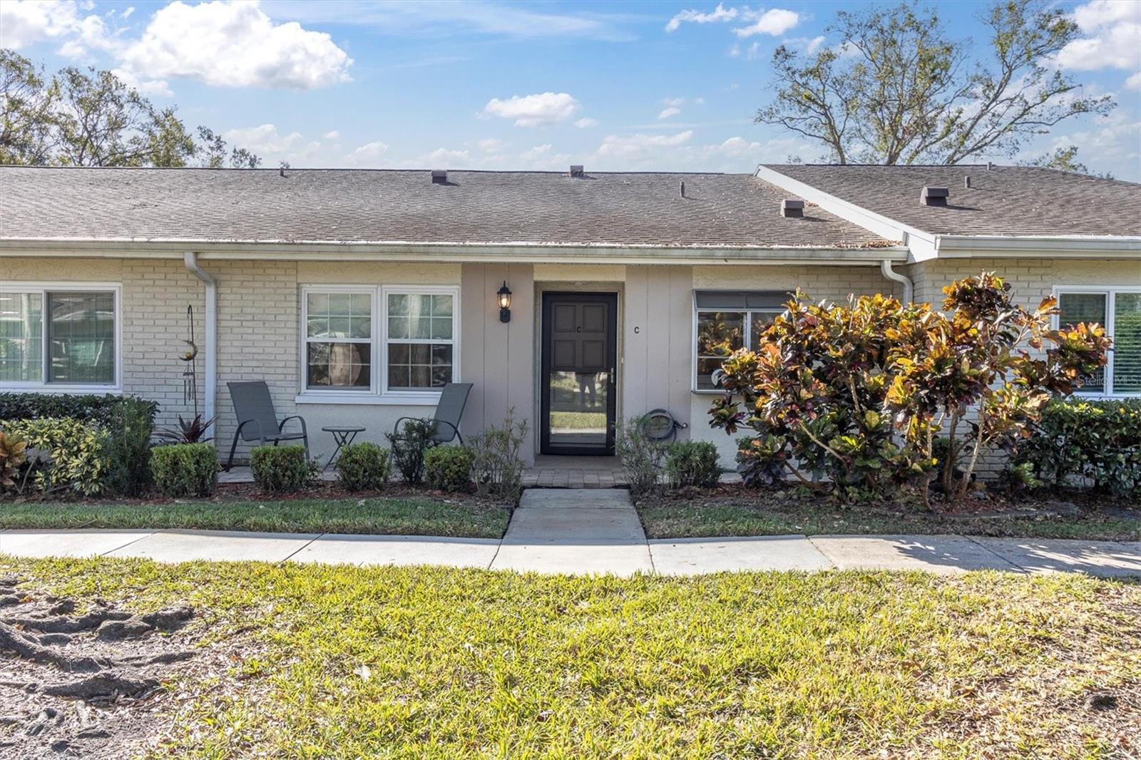HIGHLAND LAKES VILLAS ON THE GREEN - Residential