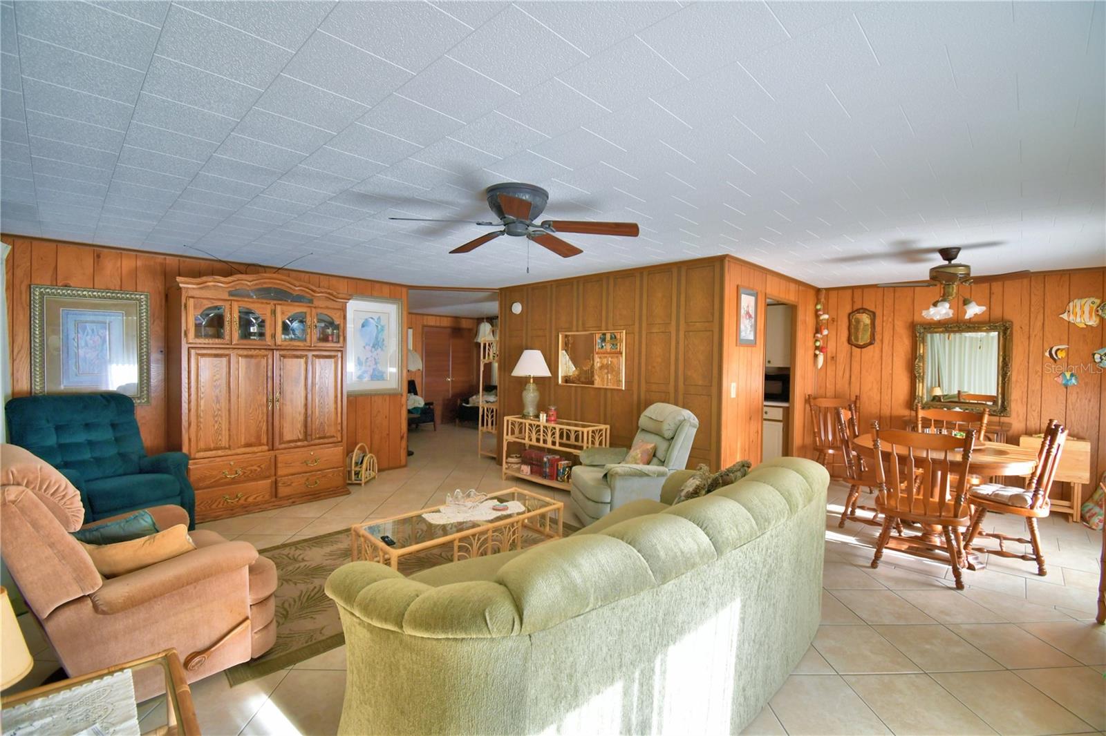 ARIANA SHORES MHP - Residential