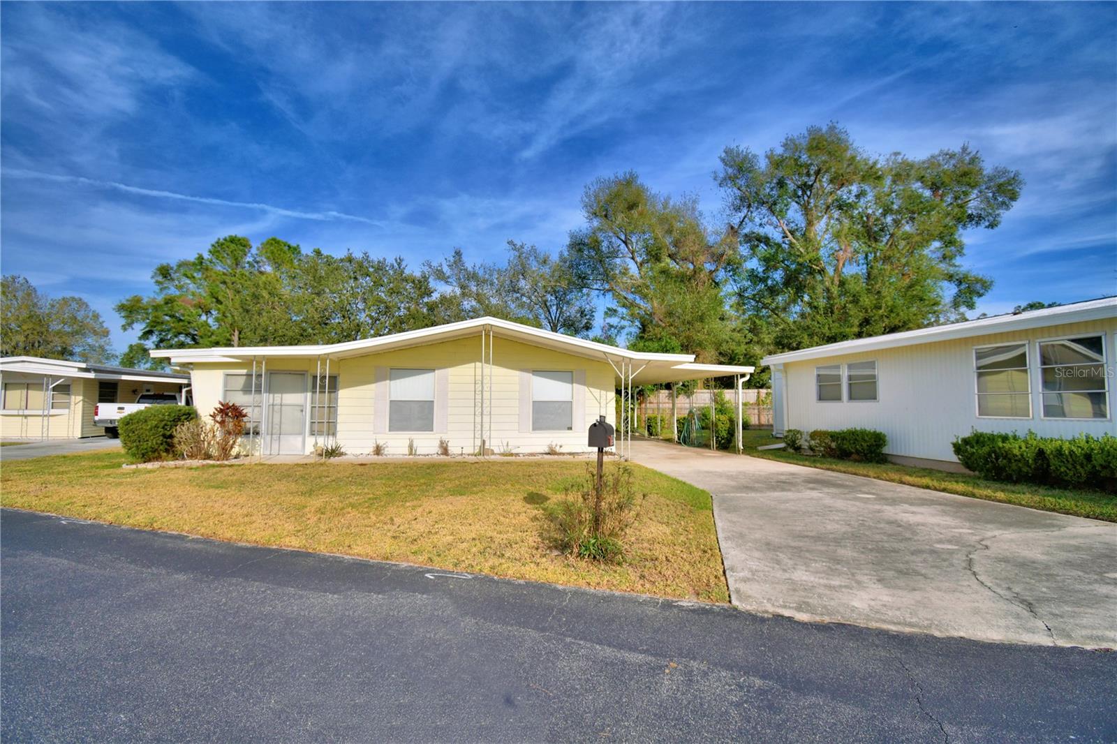 ARIANA SHORES MHP - Residential