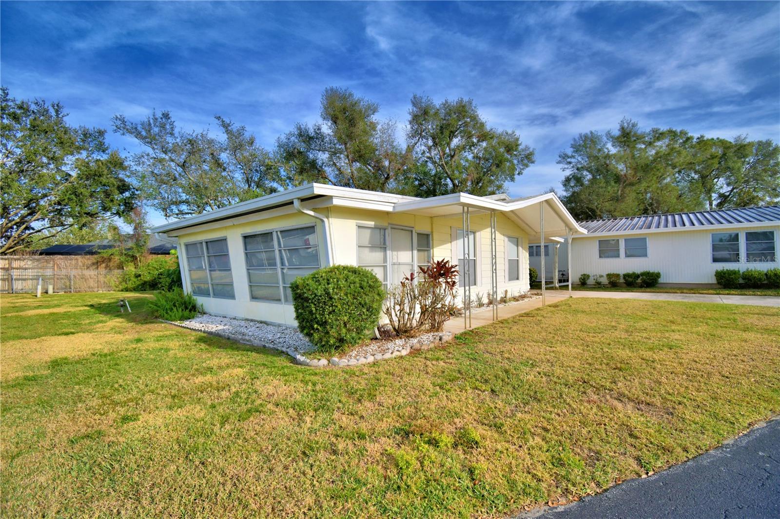 ARIANA SHORES MHP - Residential