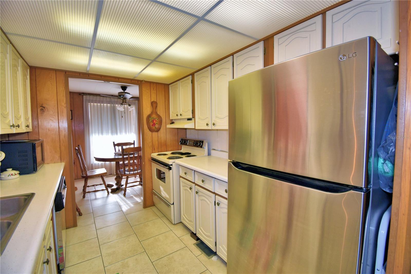 ARIANA SHORES MHP - Residential