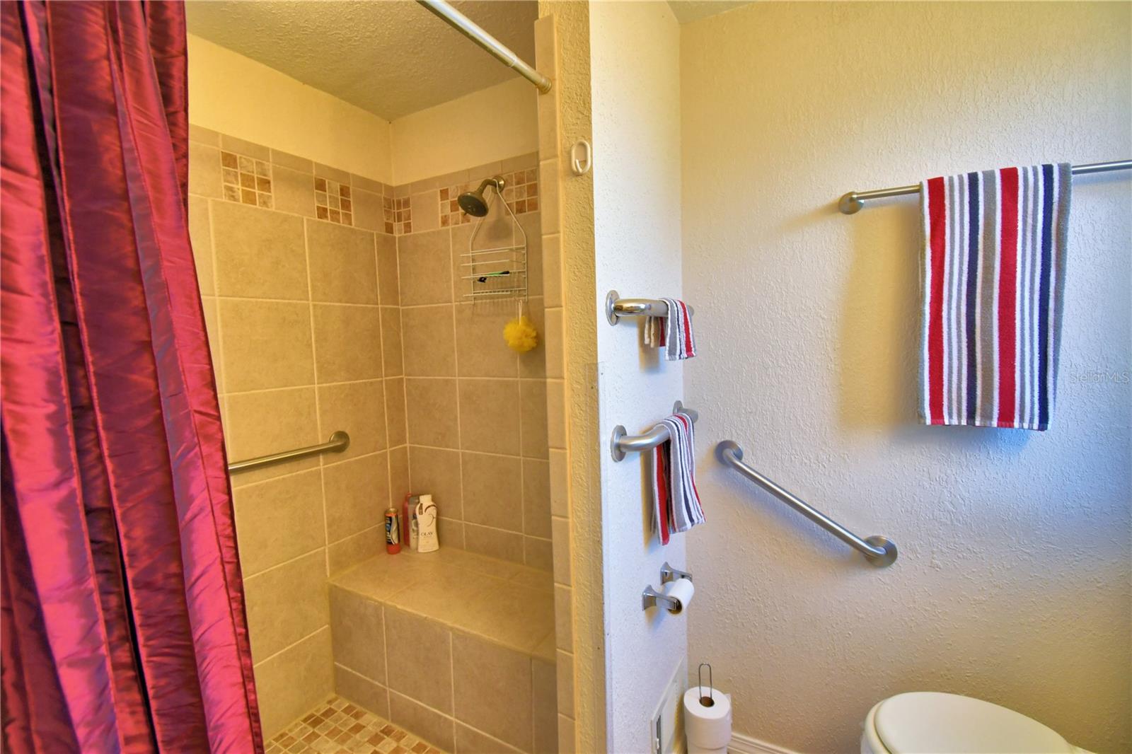 ARIANA SHORES MHP - Residential