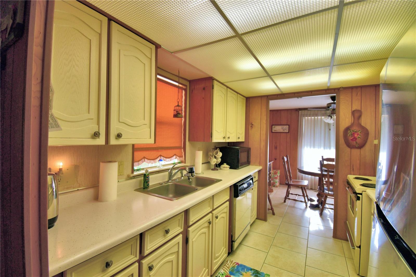 ARIANA SHORES MHP - Residential