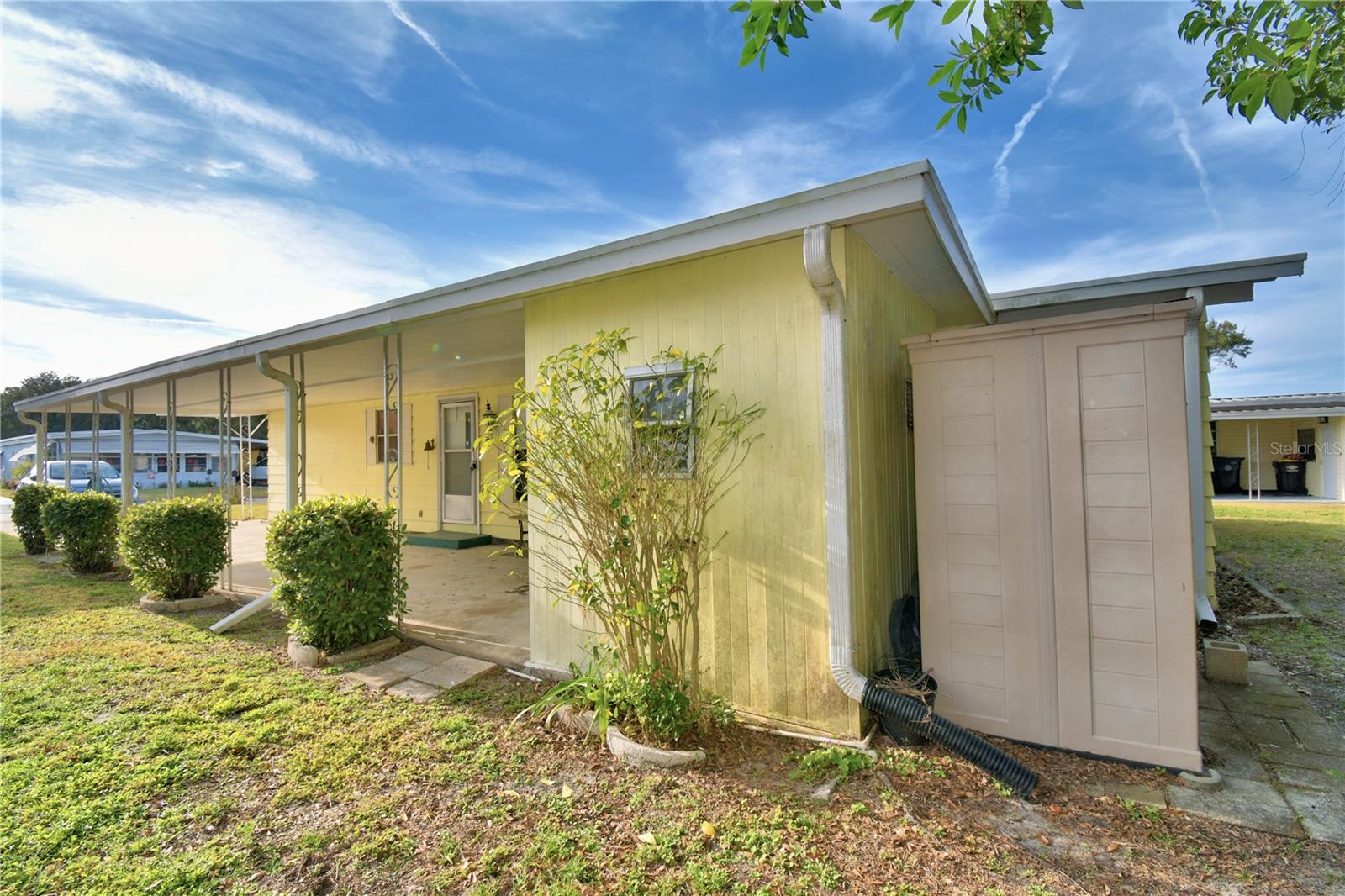 ARIANA SHORES MHP - Residential