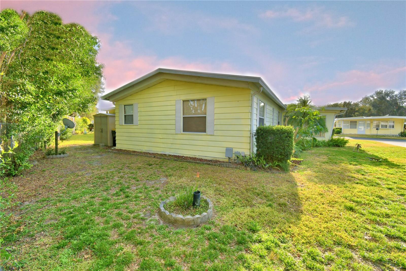 ARIANA SHORES MHP - Residential