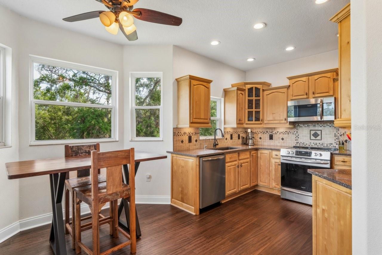 OYSTER BAYOU - Residential