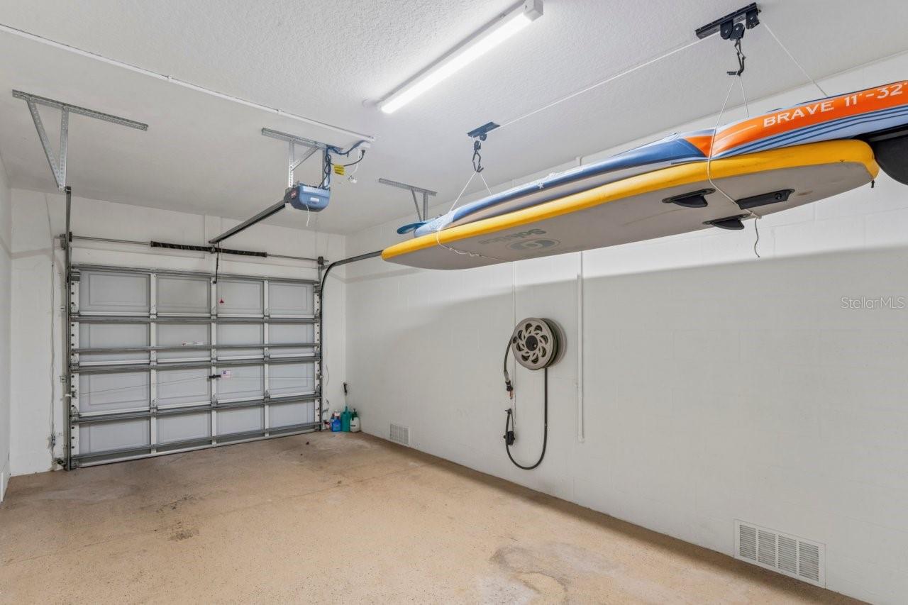 OYSTER BAYOU - Residential