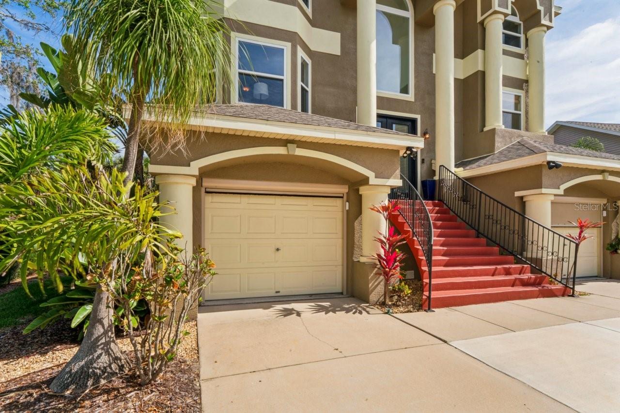 OYSTER BAYOU - Residential