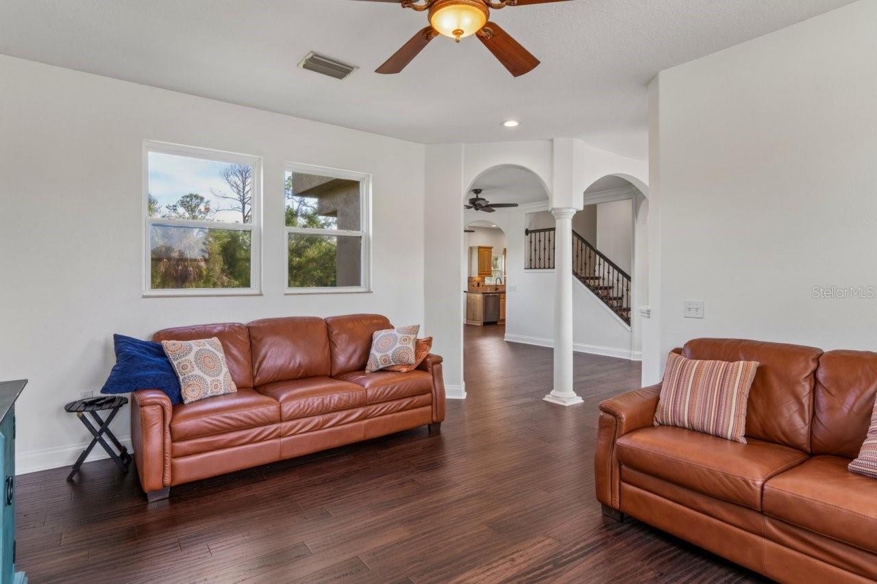 OYSTER BAYOU - Residential