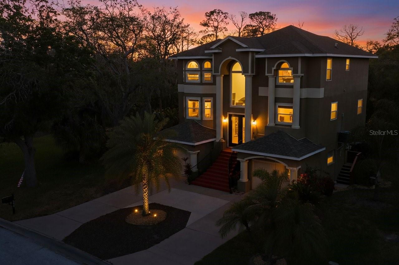 OYSTER BAYOU - Residential