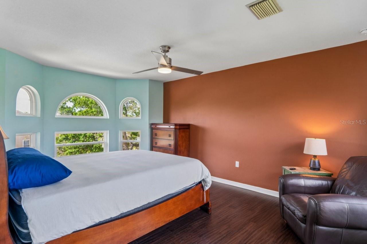 OYSTER BAYOU - Residential