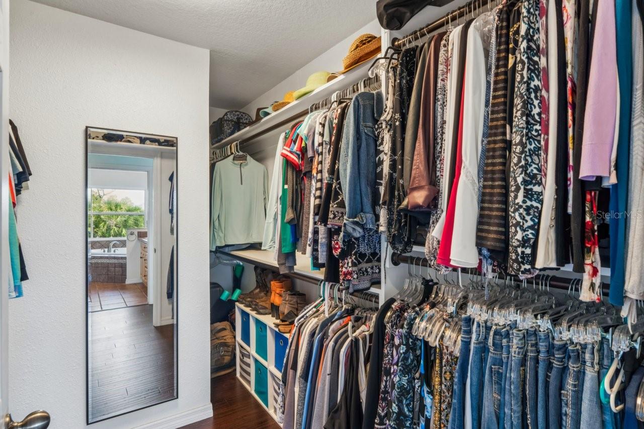 OYSTER BAYOU - Residential