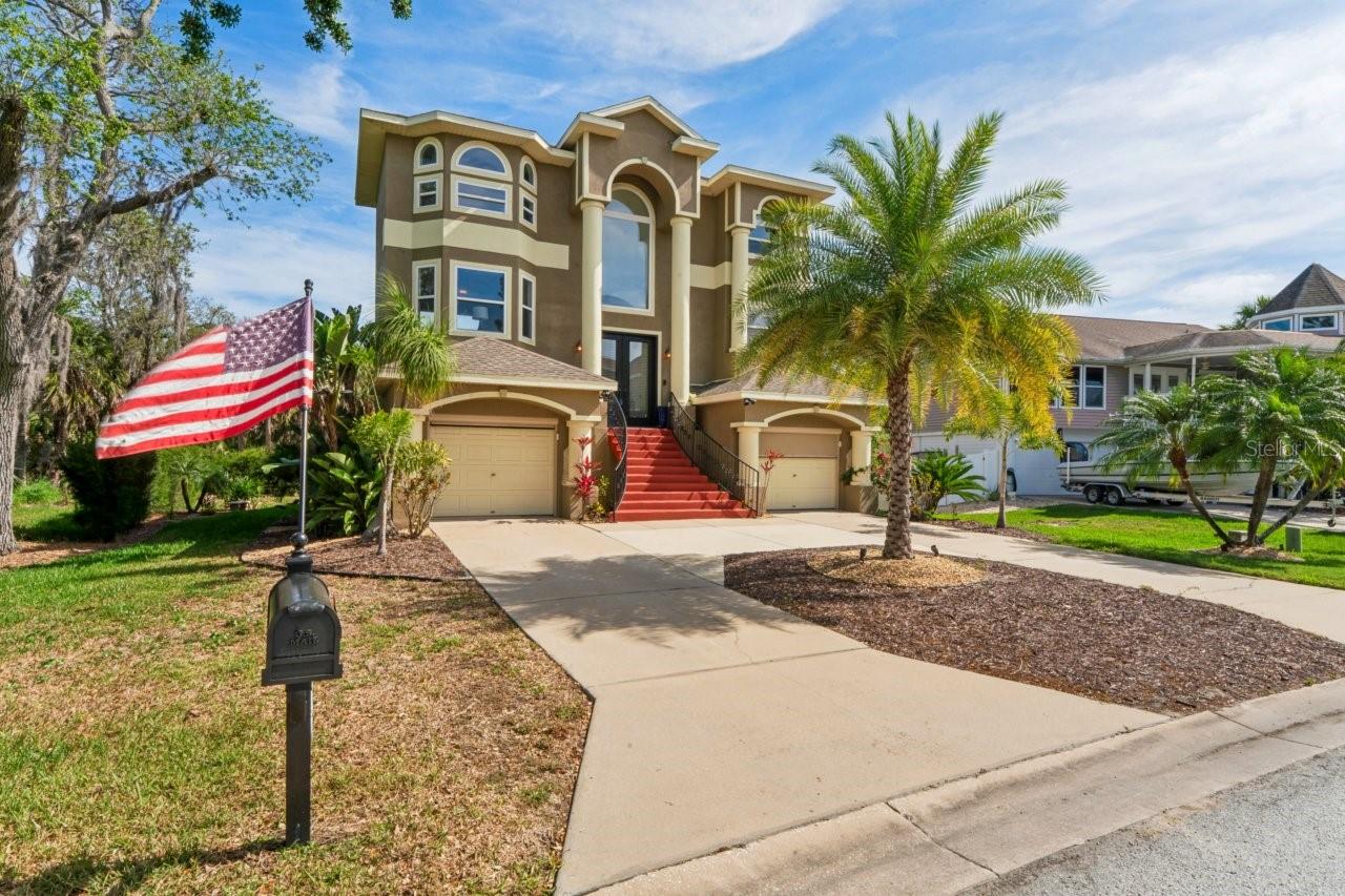 OYSTER BAYOU - Residential