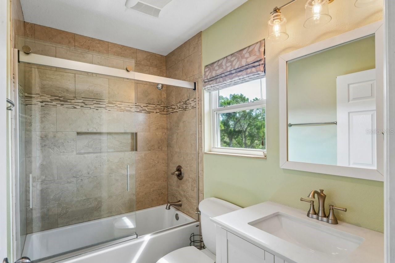 OYSTER BAYOU - Residential