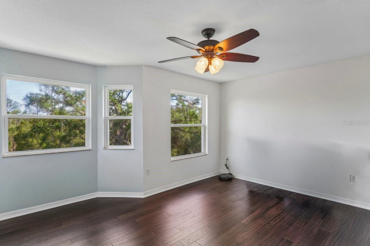 OYSTER BAYOU - Residential