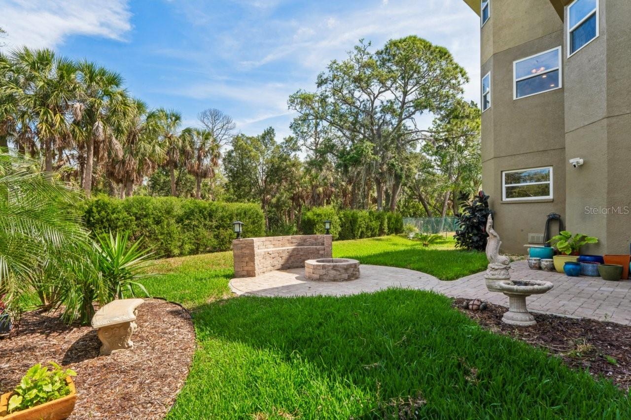 OYSTER BAYOU - Residential