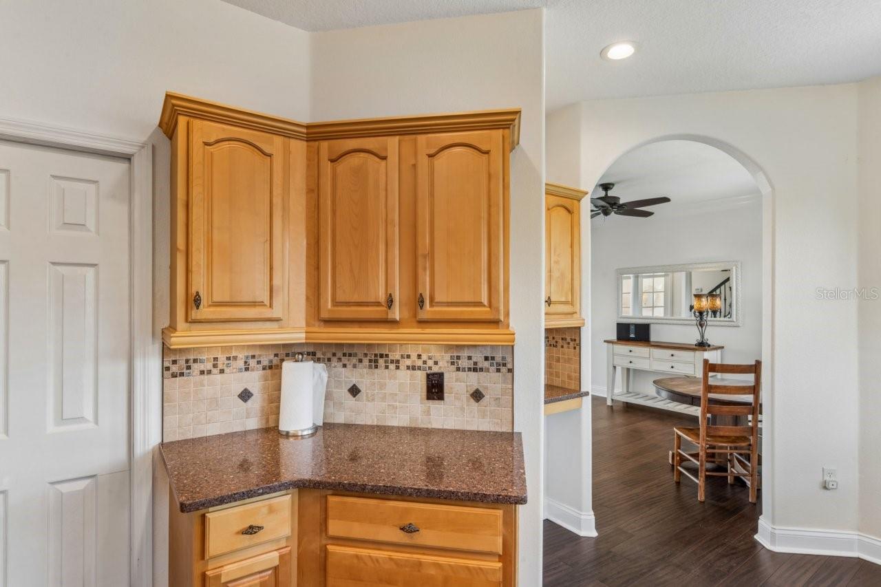 OYSTER BAYOU - Residential