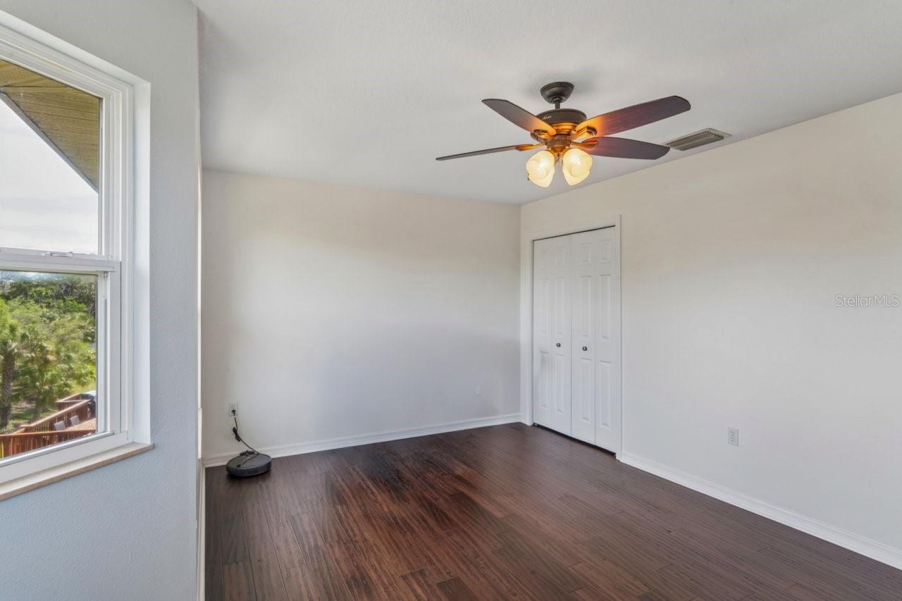 OYSTER BAYOU - Residential