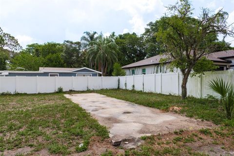 A home in TAMPA