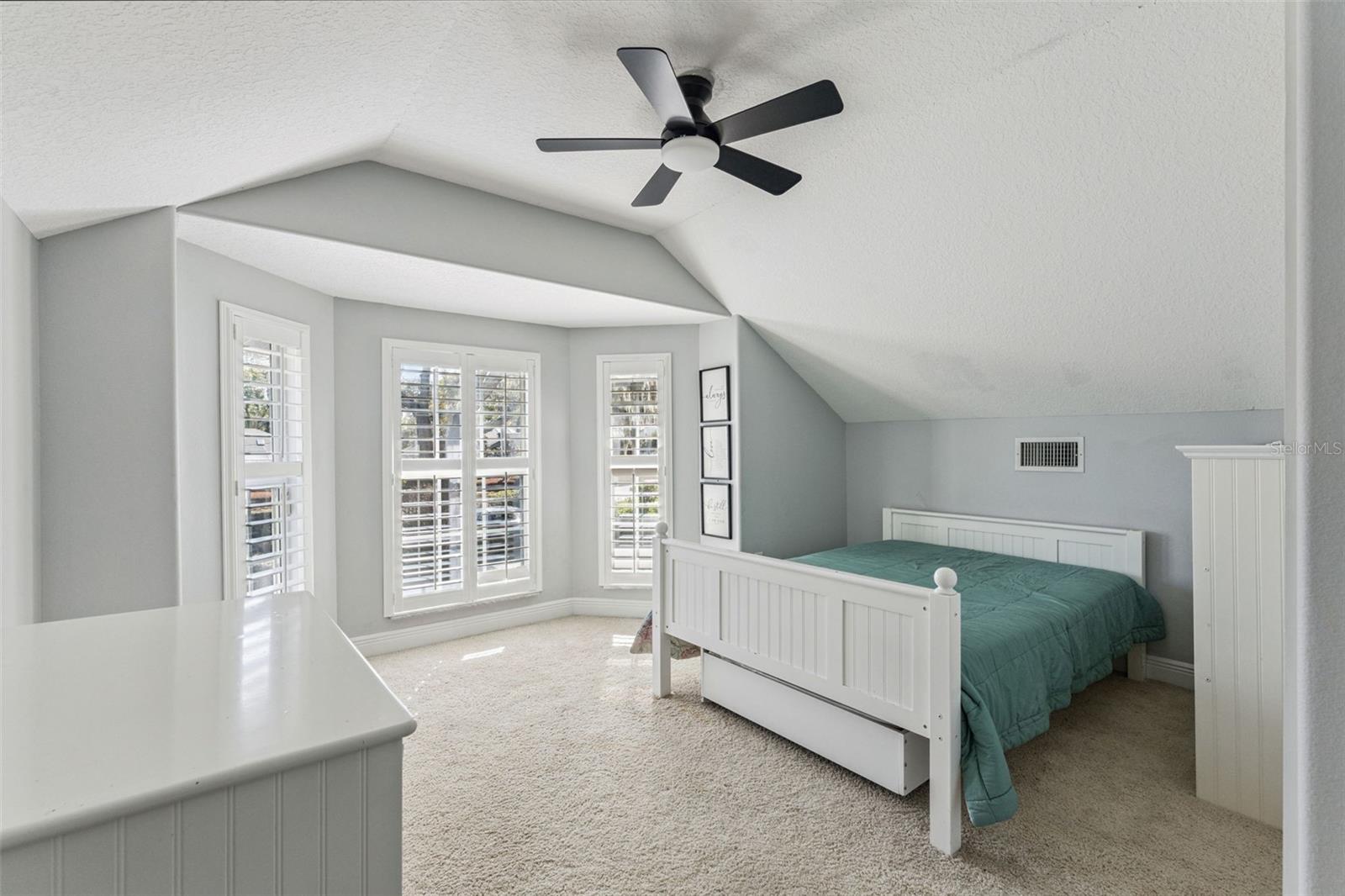 HIGHLAND ESTATES - Residential