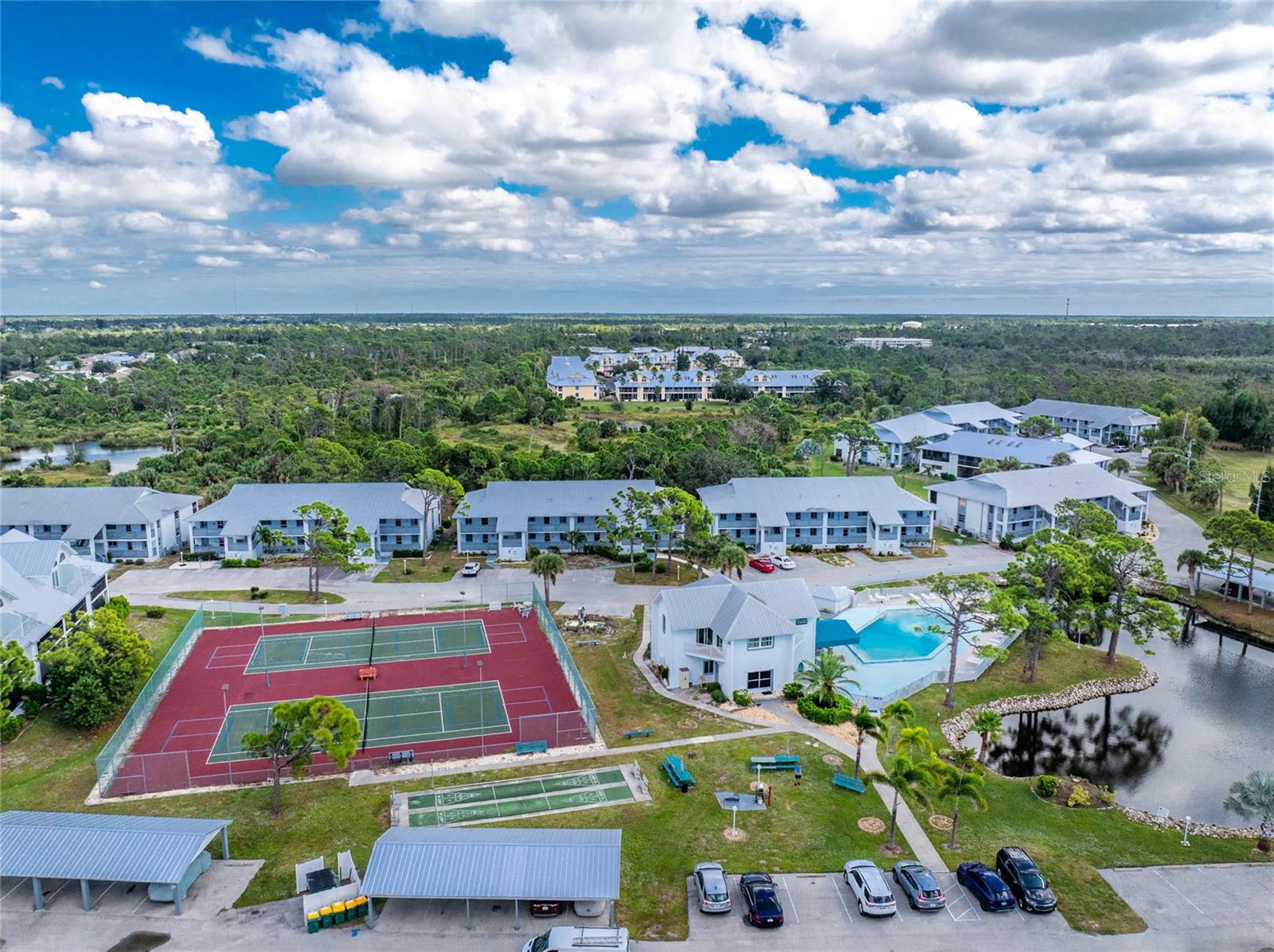 FIDDLERS GREEN CONDO 02 PH 02 - Residential