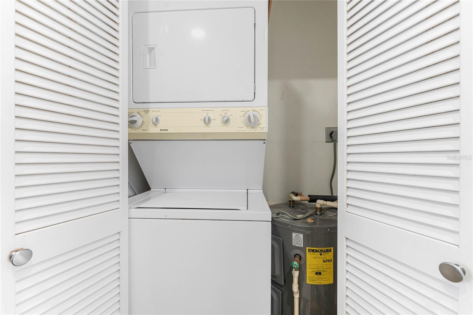 FIDDLERS GREEN CONDO 02 PH 02 - Residential