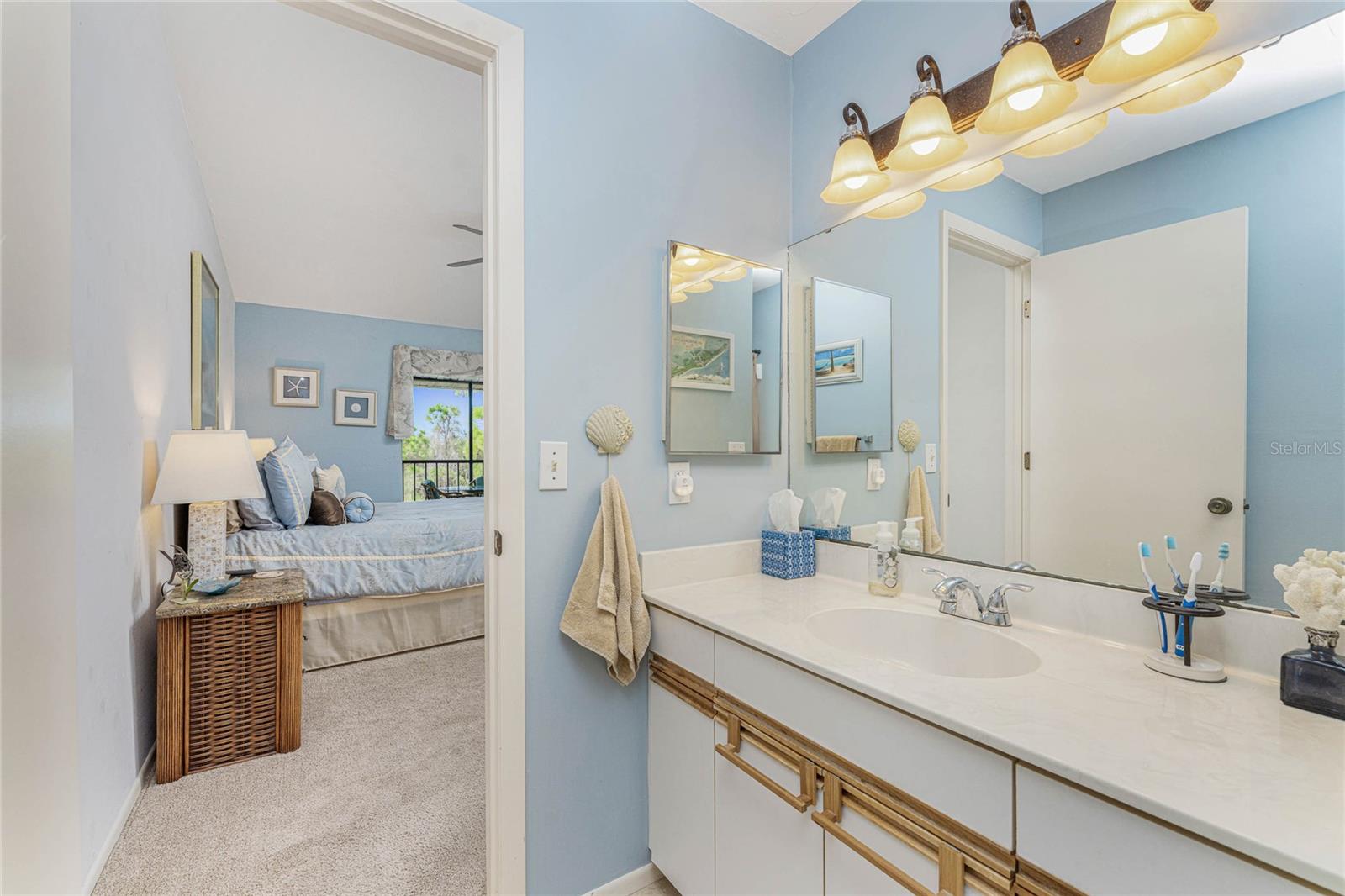 FIDDLERS GREEN CONDO 02 PH 02 - Residential