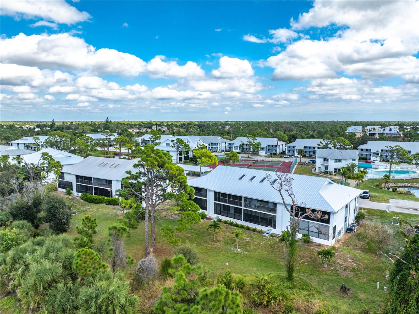 FIDDLERS GREEN CONDO 02 PH 02 - Residential